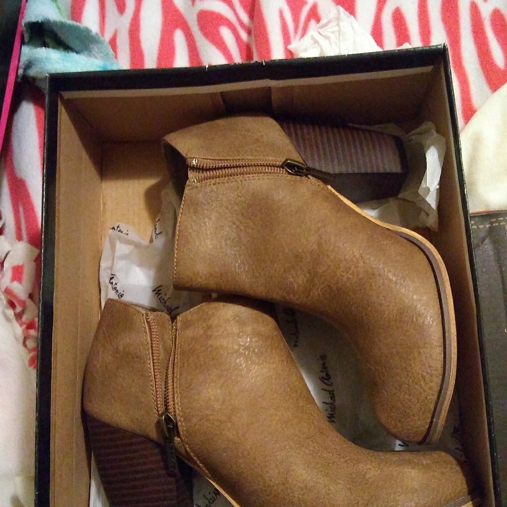 New Boots - Picture 2 of 2